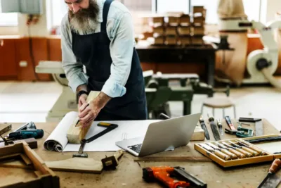 Maison rénovée par un artisan Nice – référencement SEO local Alpes-Maritimes